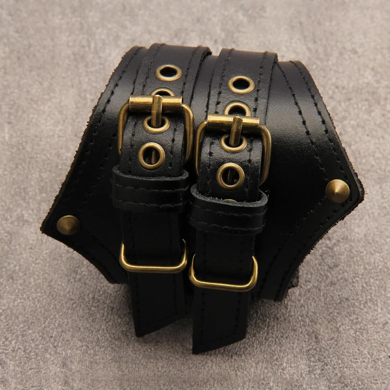Leather Bracelet for Men Wrist Cuffs Leather Arm Bands Punk Leather Wristband Black Leather Cuff Bracelet for Women