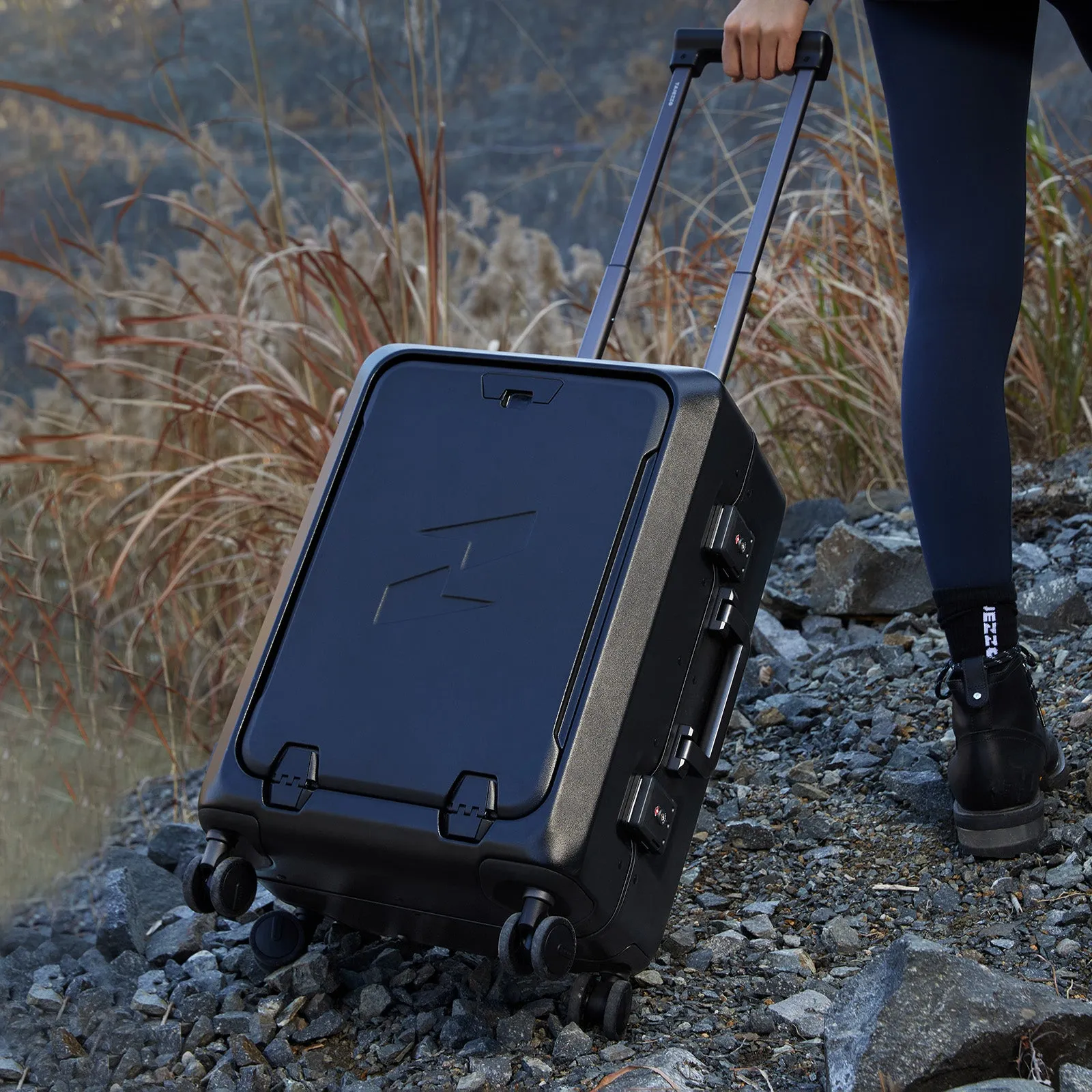 TAJEZZO C6 Rolling Suitcases - 35L/38L